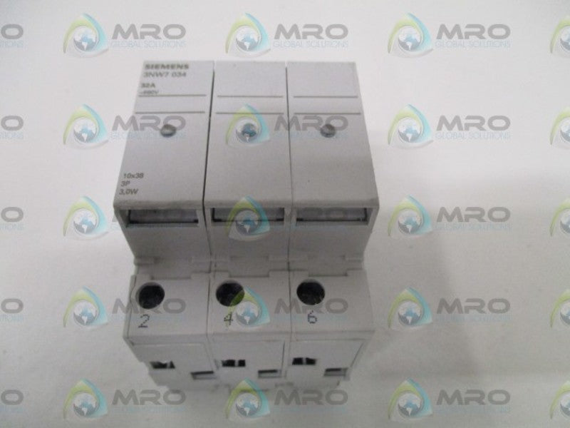 SIEMENS 3NW7-034 FUSE HOLDER 32A 690V NSNP