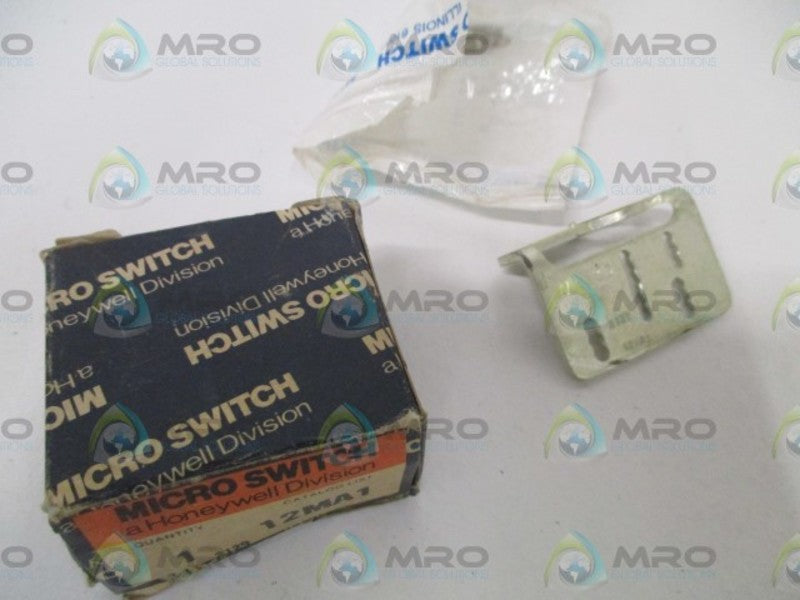 MICRO SWITCH 12MA1 ACCESSORY (MISSING PUSHBUTTON) NSMP