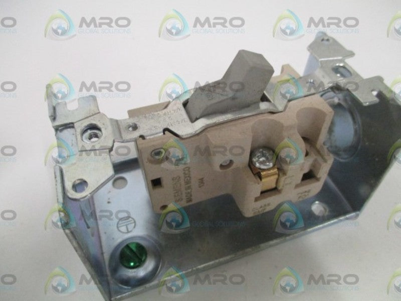 SIEMENS SMFFG1 MANUAL STARTER SWITCH (AS PICTURED) NSNP