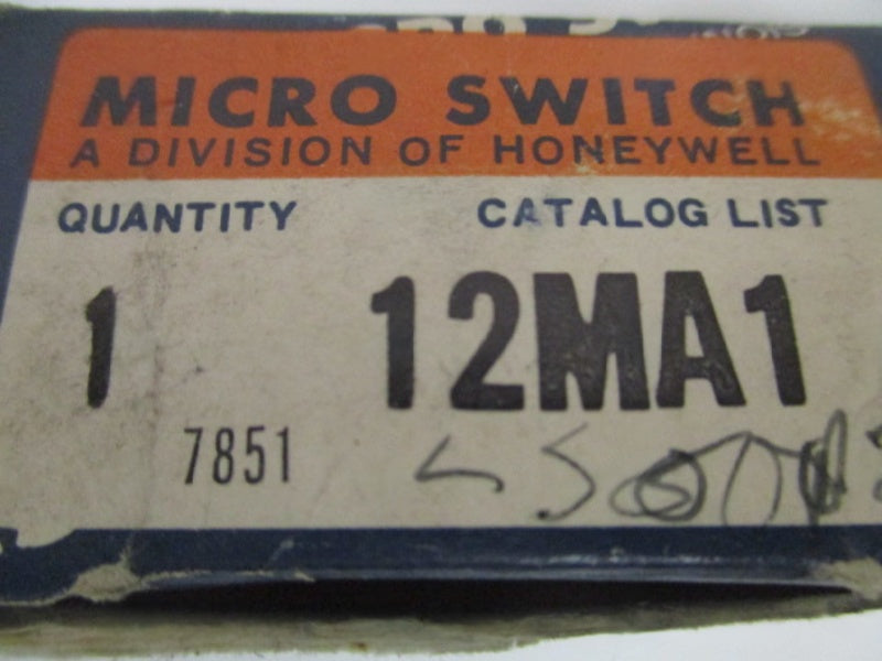 MICRO SWITCH 12MA1 PUSHBUTTON SWITCH (MISSING BUTTON/HARDWARE KIT) NSMP