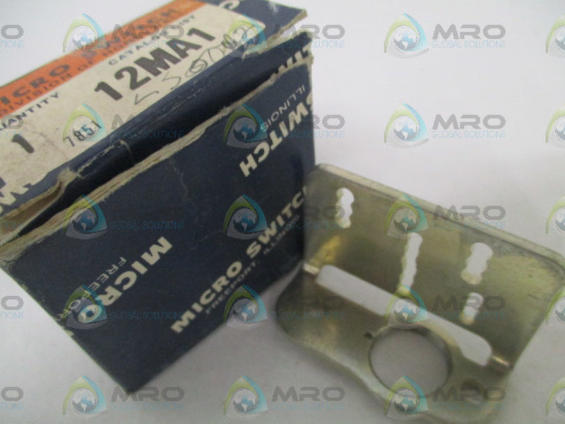 MICRO SWITCH 12MA1 PUSHBUTTON SWITCH (MISSING BUTTON/HARDWARE KIT) NSMP