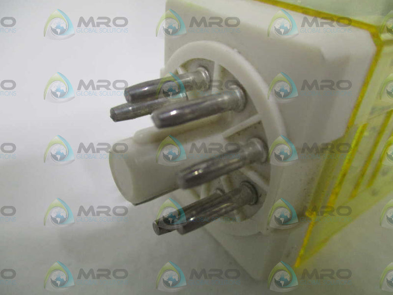 IDEC RR2P-U RELAY 12VDC UNMP