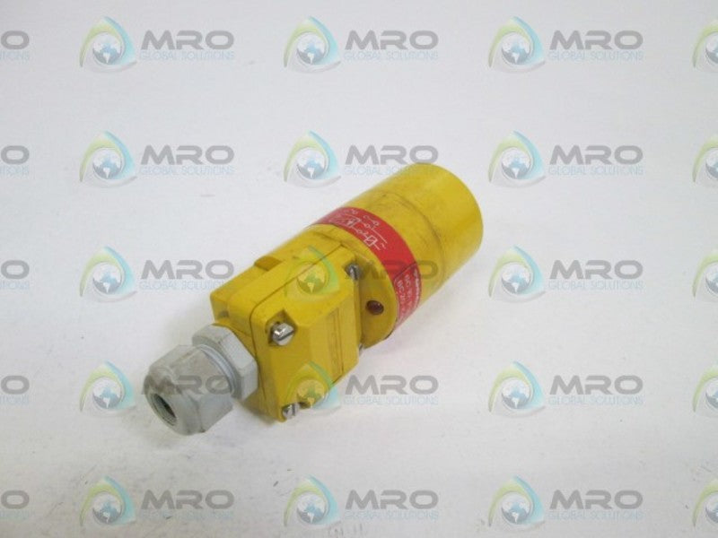 TURCK CAPACITIVE PROXIMITY SENSOR 20MM BC20-K40SR-UZ3X UNMP