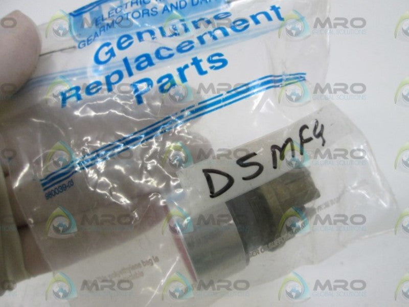 LEESON PUSHBUTTON D5MF4 NSNP IN BAG
