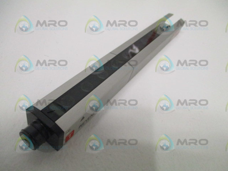 KEYENCE PJ-V21T w/ 8135929 SAFETY LIGHT CURTAIN TRANSMITTER NSNP
