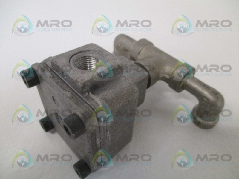 PARKER 0R12B QUICK EXHAUST VALVE 1/8" (AS PICTURED) UNMP