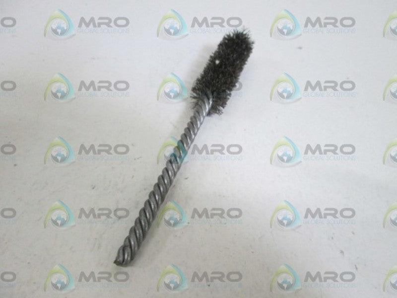 LOT OF 7 OSBORN 5/8" WIRE TUBE BRUSH 51023 NSMP