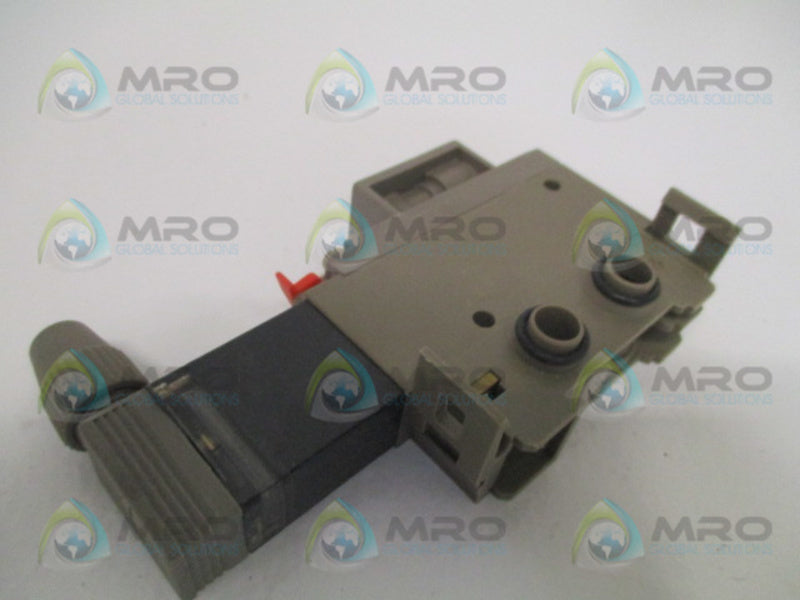 BURKERT 017494E 0470G4,0NBREA PNEUMATIC CONTROL BLOCK  UNMP