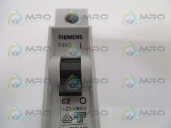 SIEMENS 5SX2102-7 CIRCUIT BREAKER 2A UNMP