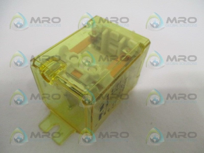 IDEC RR2BA-US RELAY 120VAC UNMP