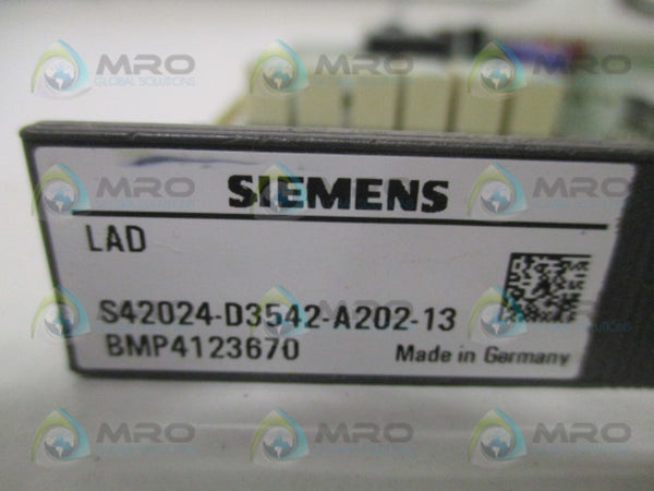 SIEMENS S42024-D3542-A202-13 LAD PROCESS CONTROL BOARD (AS PICTURED) UNMP