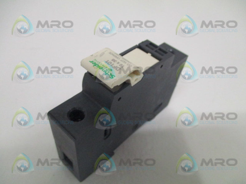 SCHNEIDER ELECTRIC DF101 FUSE HOLDER 10x38 UNMP