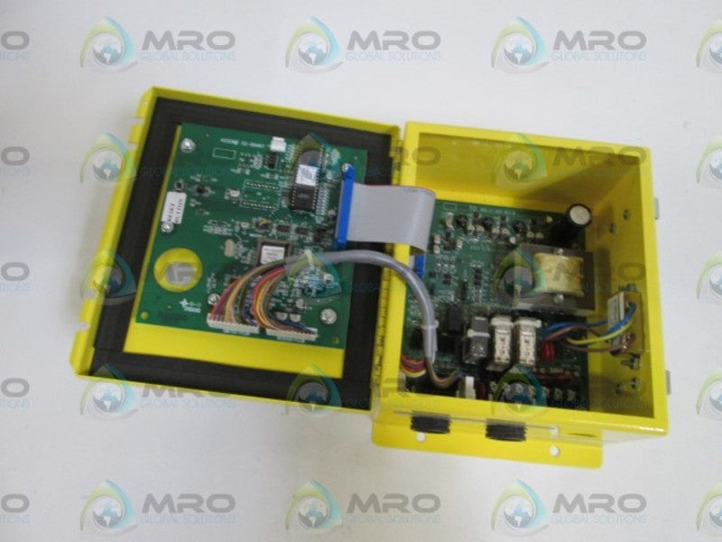 PINNACLE MICROGUARD LIGHT CURTAIN CONTROLLER 53-005-1/2-CE UNMP