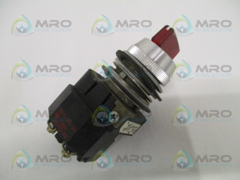 ALLEN BRADLEY 800T-16HR17KB6 SER. U SELECTOR SWITCH  UNMP