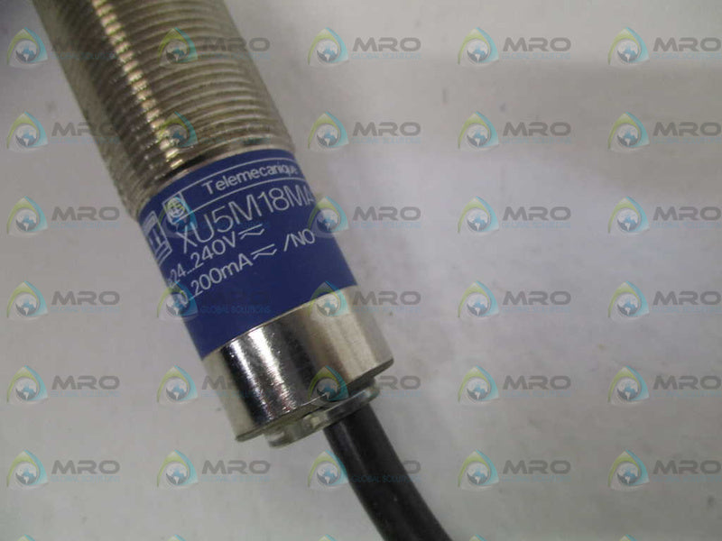 TELEMECANIQUE XU5M18MA230W SENSOR (MISSING ACCESSORIES)  NSNP
