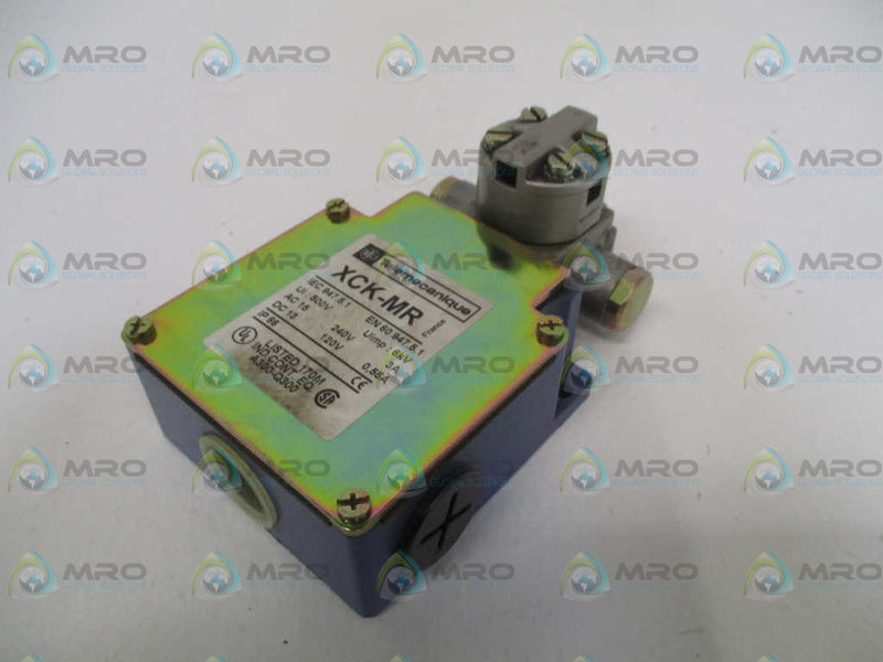 TELEMECANIQUE XCK-MR54D1 LIMIT SWITCH (MISSING ACCESSORIES)  NSNP