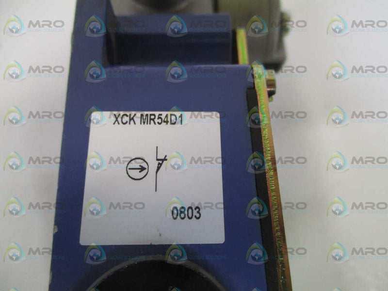 TELEMECANIQUE XCK-MR54D1 LIMIT SWITCH (MISSING ACCESSORIES)  NSNP