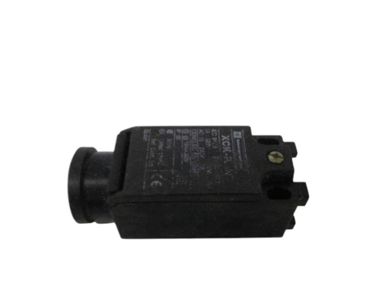TELEMECANIQUE XCK-P106H7 LIMIT SWITCH (AS PICTURED)  UNMP