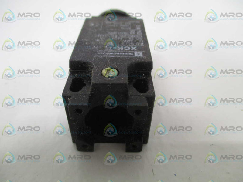 TELEMECANIQUE XCK-P106H7 LIMIT SWITCH (AS PICTURED)  UNMP