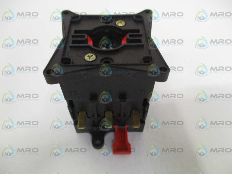 TELEMECANIQUE V1 3-POLE ISOLATED LOAD BREAK SWITCH (MISSING ACCES.) NSMP