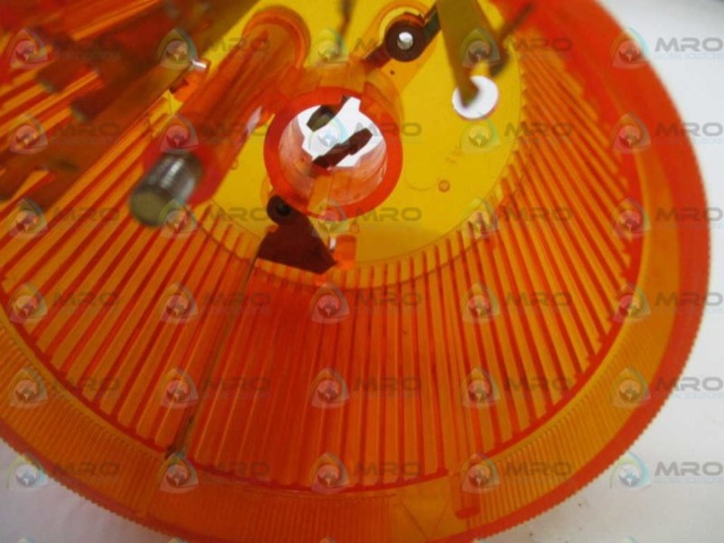 TELEMECANIQUE XVAC341 AMBER STACK LIGHT (NO BULB)  UNMP