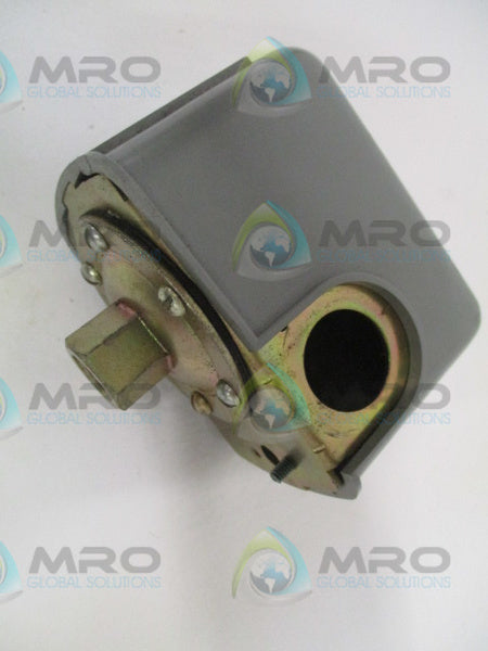 SQUARE D 9013-FSG2 PRESSURE SWITCH UNMP