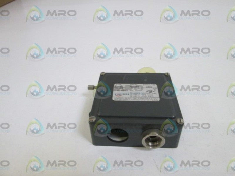 UNITED ELECTRIC HIGH TEMP RANGE CONTROLLER E13GX UNMP
