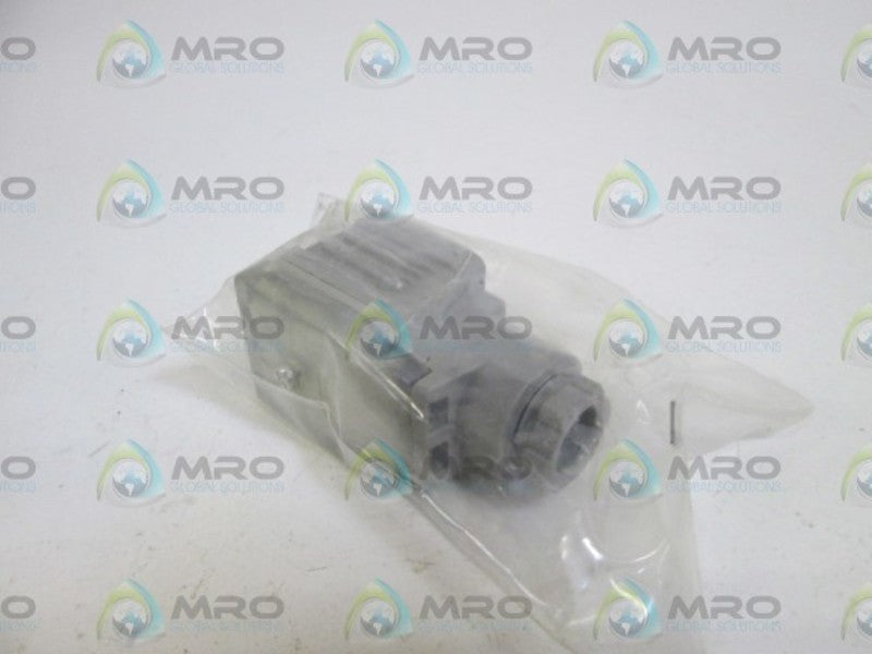CONNECTOR 0570322  NSNP IN BAG