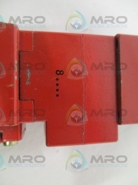 TELEMECANIQUE XCKJ5989B2 INTERLOCK SWITCH (MISSING ACCESSORIES)  NSNP