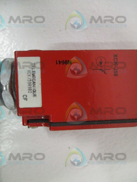TELEMECANIQUE XCKJ5989B2 SAFETY INTERLOCK SWITHCH  UNMP