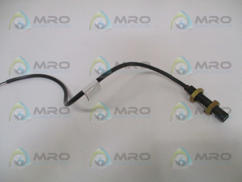 CUTLER HAMMER COMET 13103A6517 PHOTOELECTRIC SENSOR  UNMP