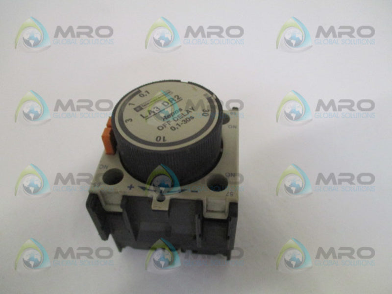 TELEMECANIQUE LA3DR2 TIME DELAY BLOCK 0,1-30s UNMP