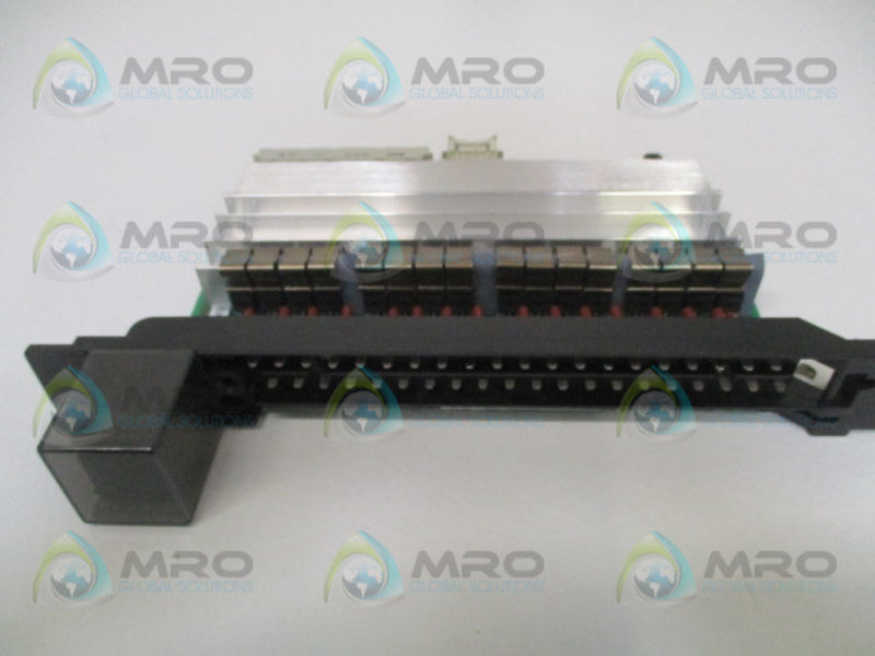 GE FANUC IC697MDL340E OUTPUT MODULE (MISSING TERMINAL) NSNP