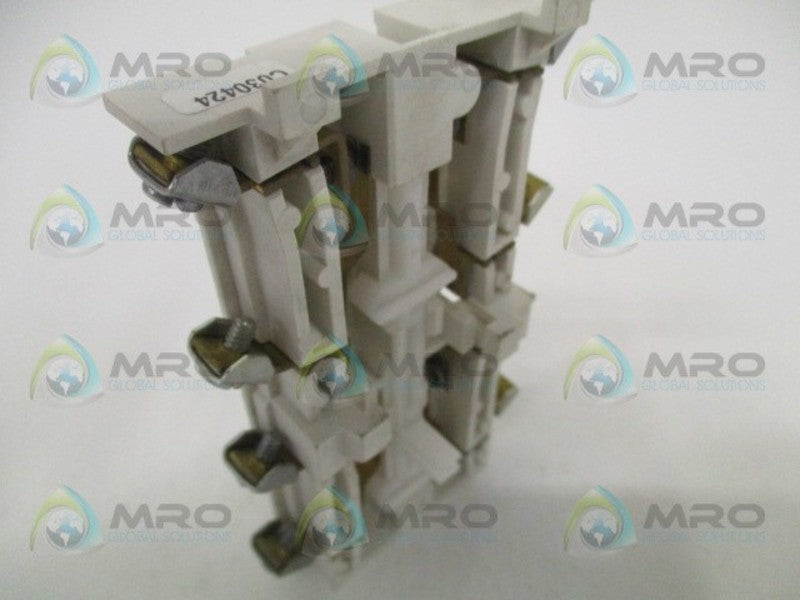 CUTLER HAMMER W40 AUXILIARY CONTACT BLOCK  UNMP