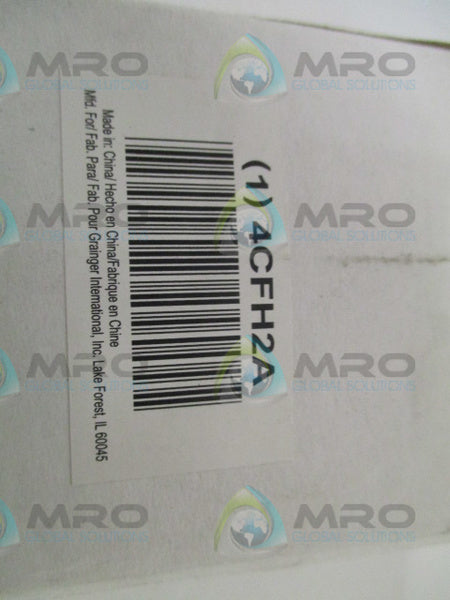 GRAINGER 4CFH2A PRESSURE GAUGE 0-30 PSI 0-200 KPA NSMP
