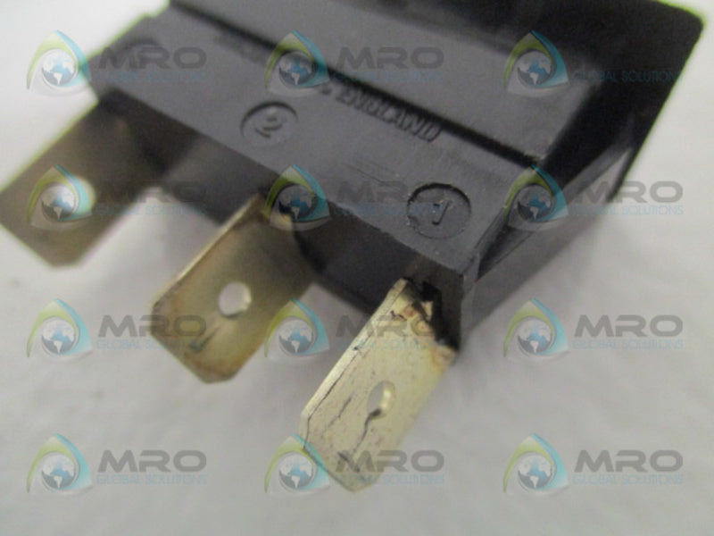 ARCOELECTRIC C1522AR ROCKER SWITCH  UNMP