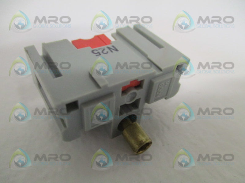IDEC BST-001 CONTACT BLOCK UNMP