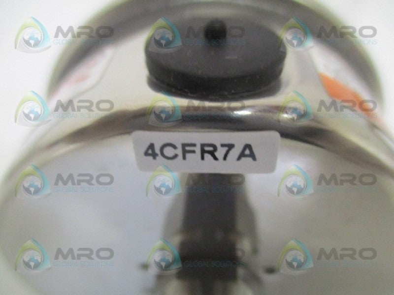GRAINGER 4CFR7A PRESSURE GAUGE 0-160 PSI 0-1100 KPA NSMP