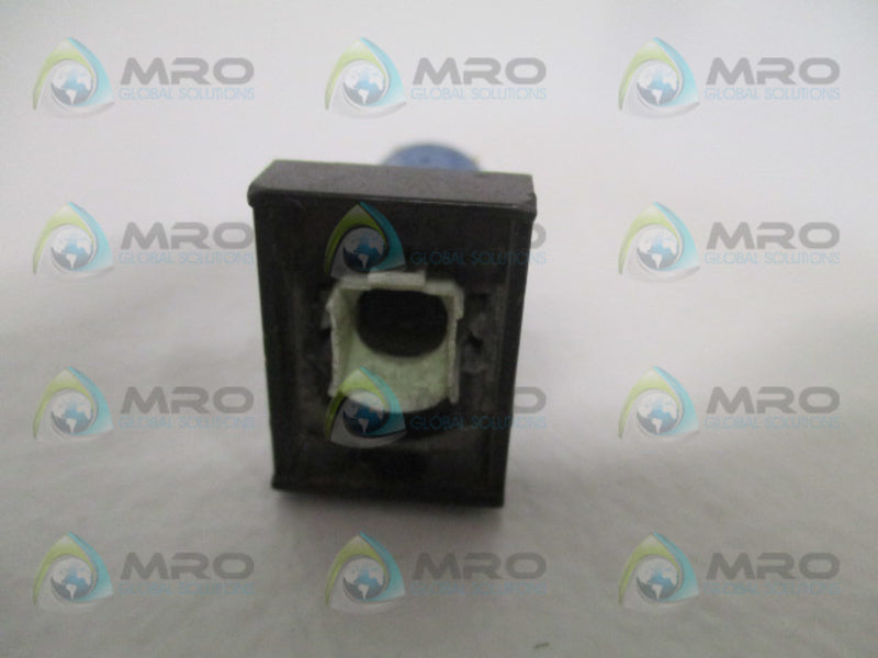 EAO 31-121-022 CLEAR PUSHBUTTON SWITCH (AS PICTURED)  UNMP