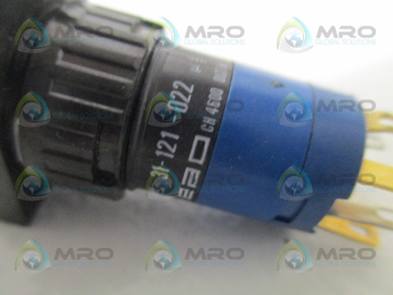 EAO 31-121-022 CLEAR PUSHBUTTON SWITCH (AS PICTURED)  UNMP