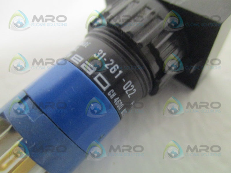 EAO 31-261-022 PUSHBUTTON LAMP INDICATOR SWITCH (AS PICTURED)  UNMP