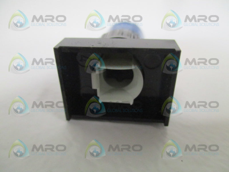 EAO 31-261-022 PUSHBUTTON LAMP INDICATOR SWITCH (NO BULB)  UNMP