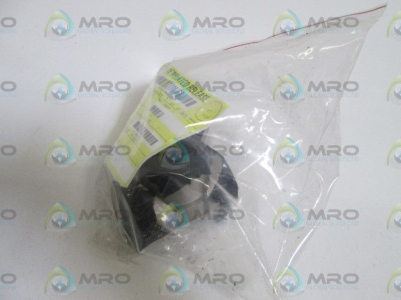 LOT OF 2 TEE, STRAIGHT, 1" NPS 3000# SW 0001562805 NSNP