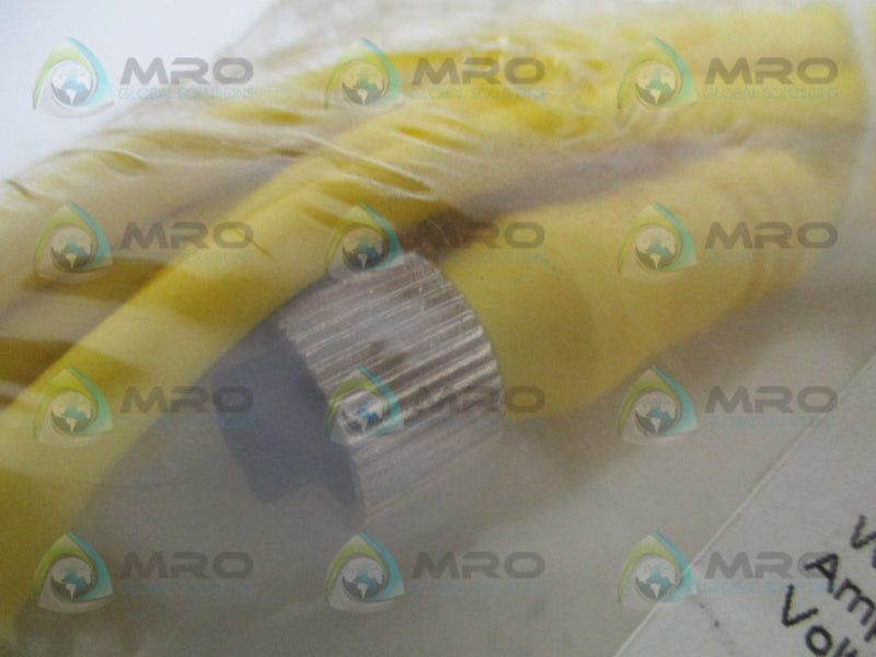 IFM EFECTOR E18025 SOCKET FOR SENSORS NSMP