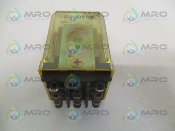 IDEC RR3B-U RELAY 24VDC UNMP
