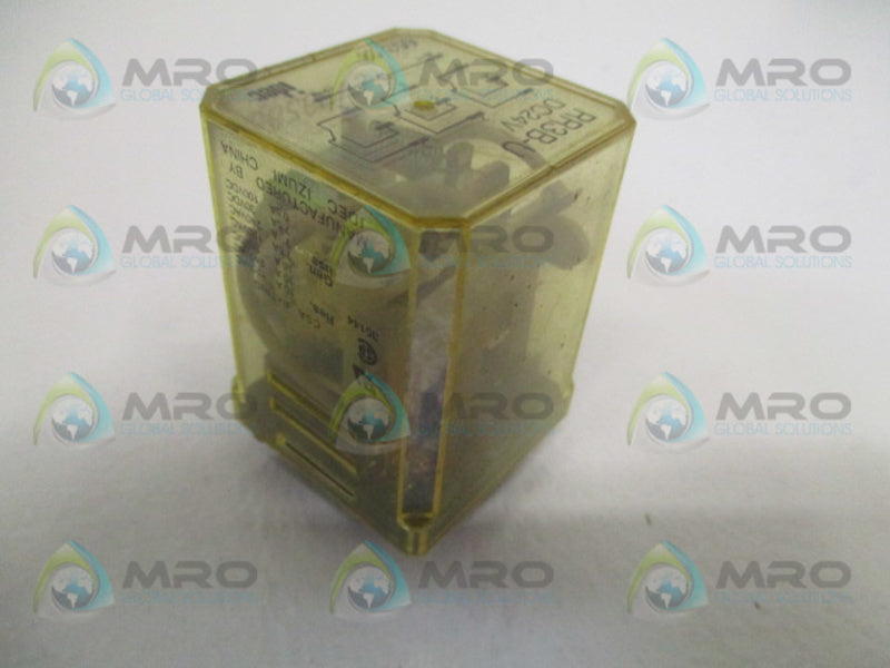 IDEC RR3B-U RELAY 24VDC UNMP