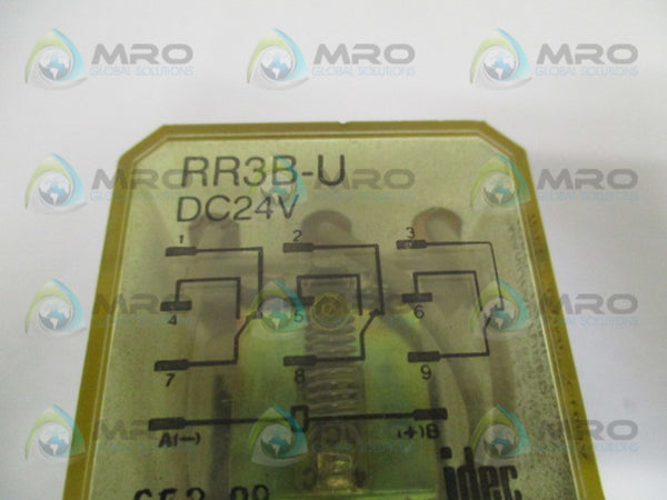 IDEC RR3B-U RELAY 24VDC UNMP