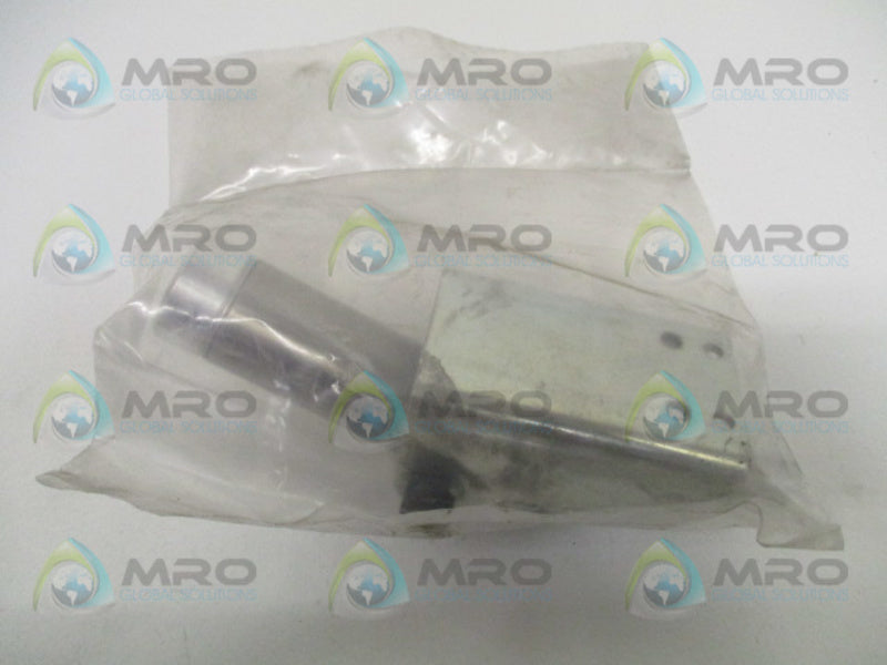CARR LANE 500PTC PNEUMATIC AIR CLAMP ASSEMBLY  NSMP