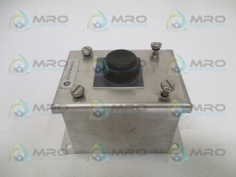 ALLEN BRADLEY 800R-1HX4T SER. A PUSHBUTTON STATION  UNMP