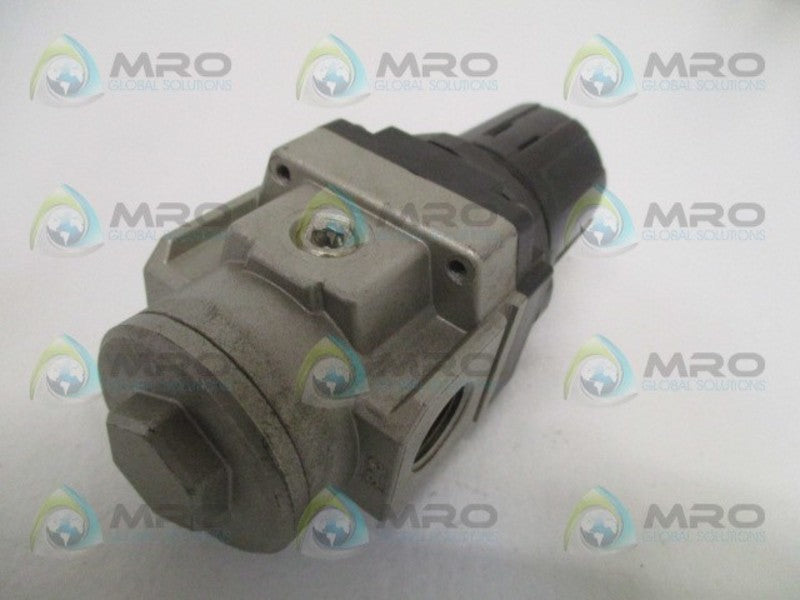 SMC NAR3000-N03 PNEUMATIC PRESSURE REGULATOR UNMP